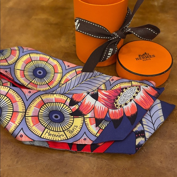 Hermes Multicolor Silk Scarf - Picture 3 of 4